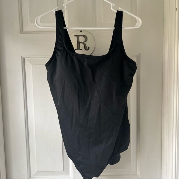 NWT Lands' End Chlorine Resistant Scoop Neck Soft Cup Tugless One Piece 16 - Picture 2 of 5